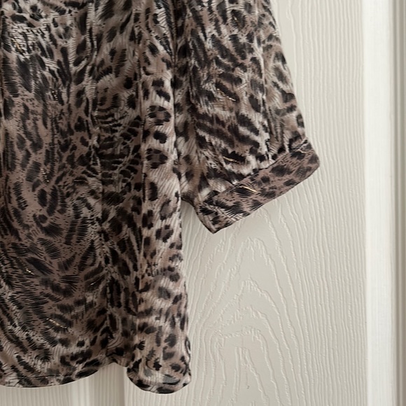 WR 9000 Animal Print Flowy Blouse size XL - Picture 6 of 9